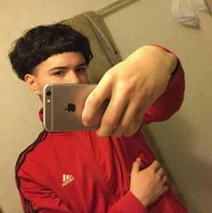 Meet your Posher, Alyssa